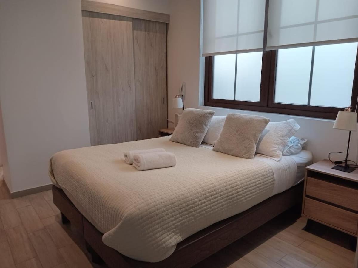Hom I Espectacular Estudio A Estrenar En 2pax 2111